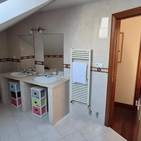 A Bruxo Fonte 8 Pzs 2 Banos Full Reg Vut38509 Luarca